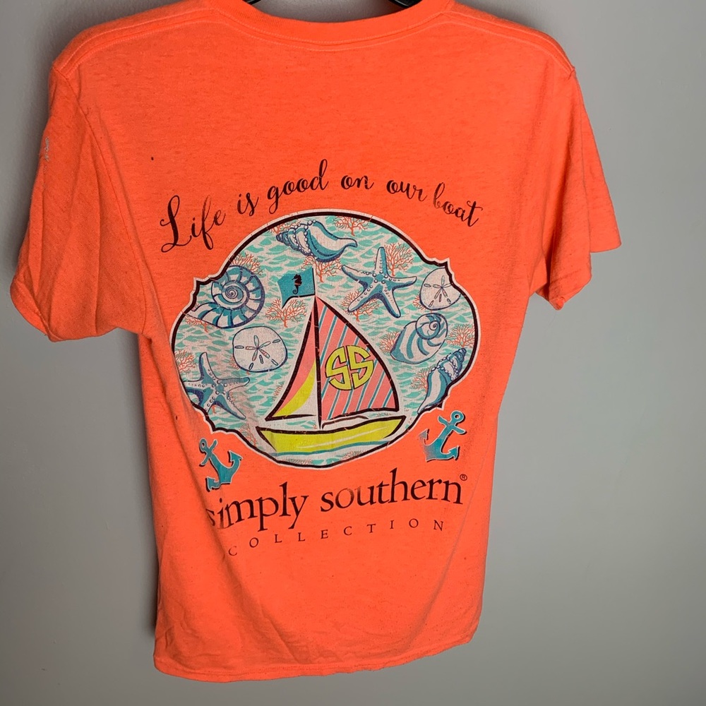 WORN SIMPLY SOUTHERN tee size small